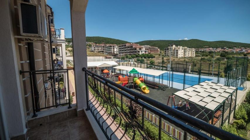 Macon Residence Wellness & Spa Sveti Vlas Exterior foto