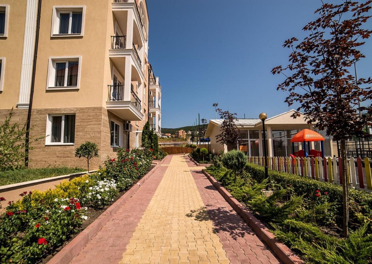 Macon Residence Wellness & Spa Sveti Vlas Exterior foto